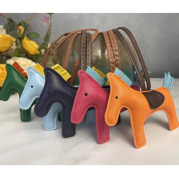 🆕 Equestrian Lucky Horse-Pony Purse Tag or Keychain - Navy Blue & Yellow 🐴 - Picture 7 of 10